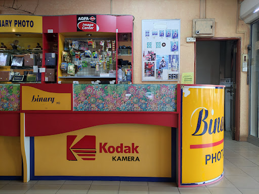 Binary Photo Wakaf Bharu