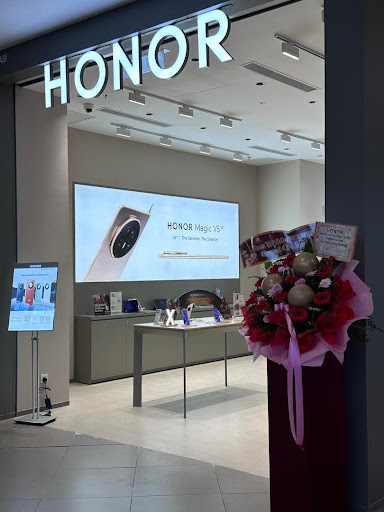 Honor Experience Store By Shining – IOI Mall Kulai