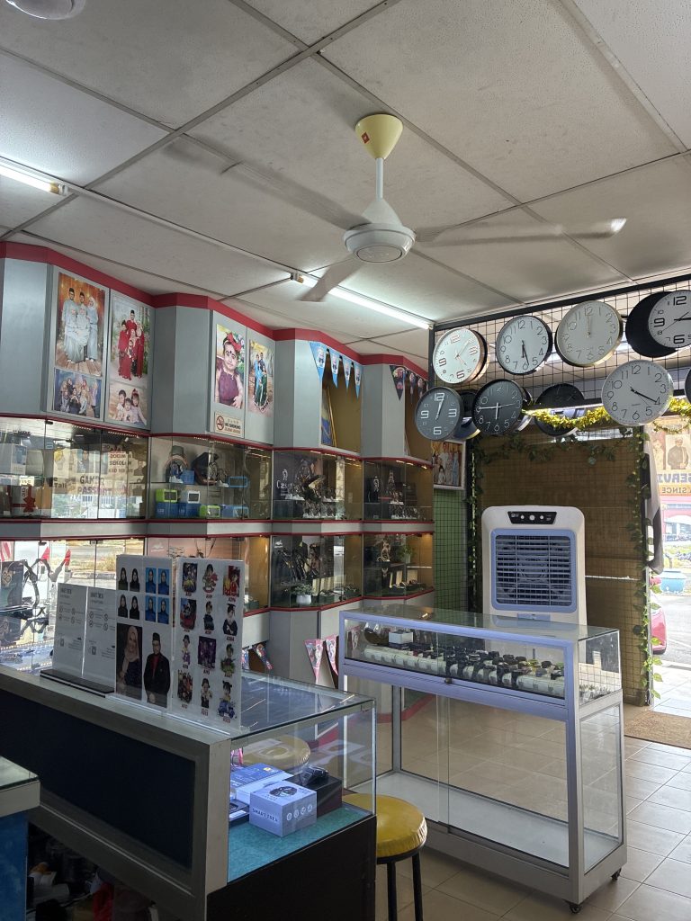 Kedai Gambar Fortuna (Foto Studio Since 1979)
