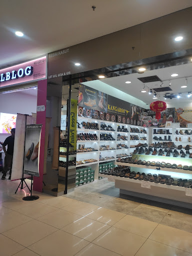 MMarcus Segamat central